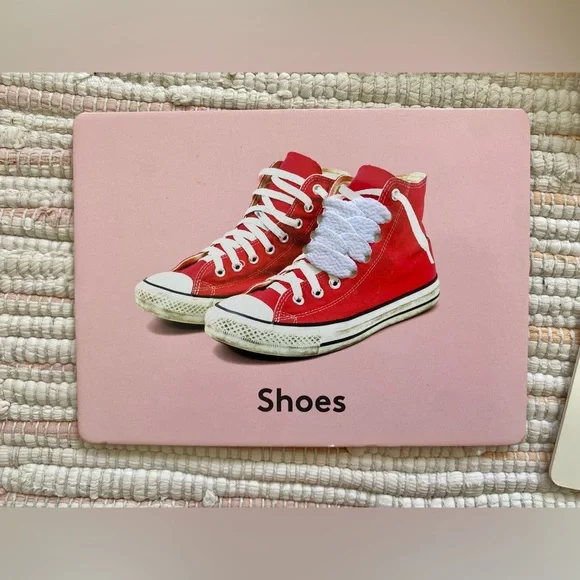 Lovevery Flash Cards -box set- - Picture 4 of 8